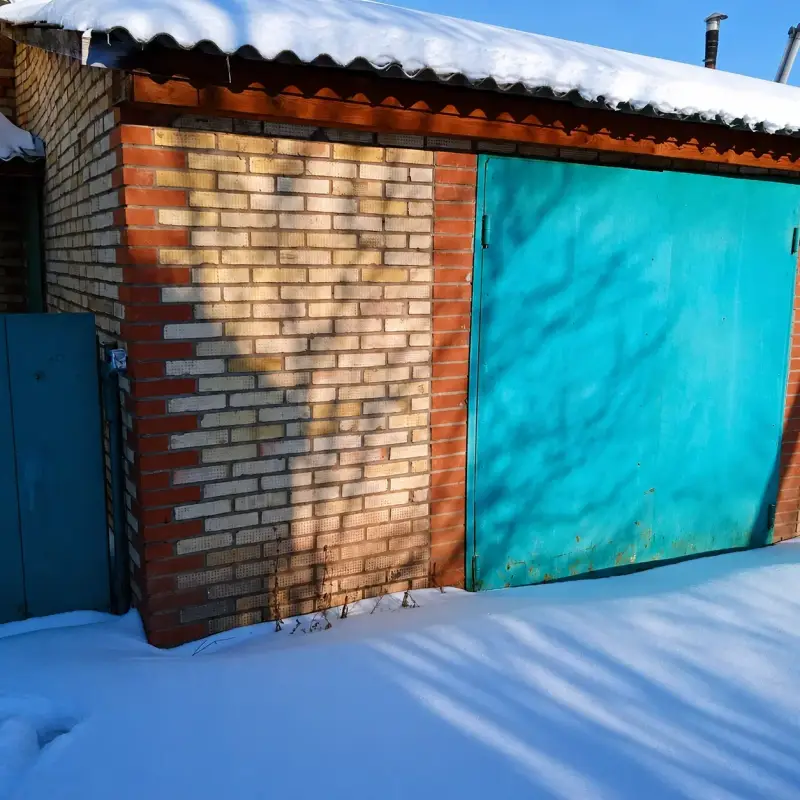 Что выявляет строительно-техническая экспертиза — трещины и протечки в жилом доме